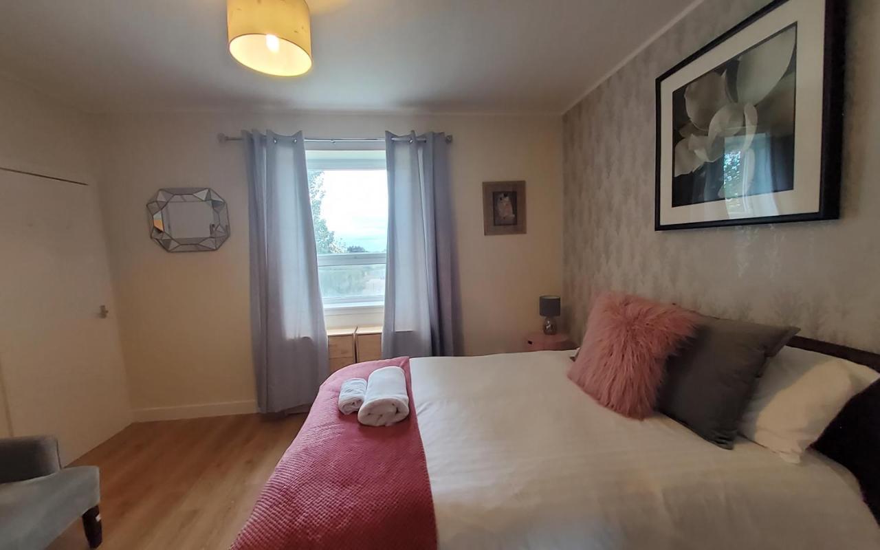 Sensational Stay: 4-bedroom Serviced On Bedford Avenue Apartment *
