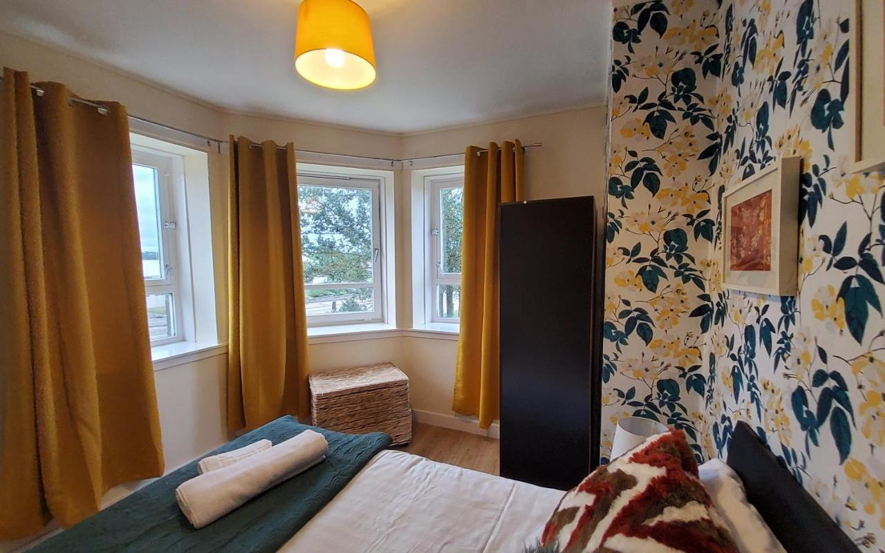 Sensational Stay: 4-bedroom Serviced On Bedford Avenue
