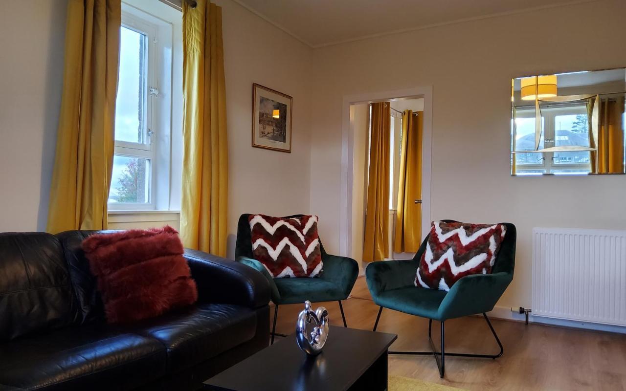 Sensational Stay: 4-bedroom Serviced On Bedford Avenue Apartment