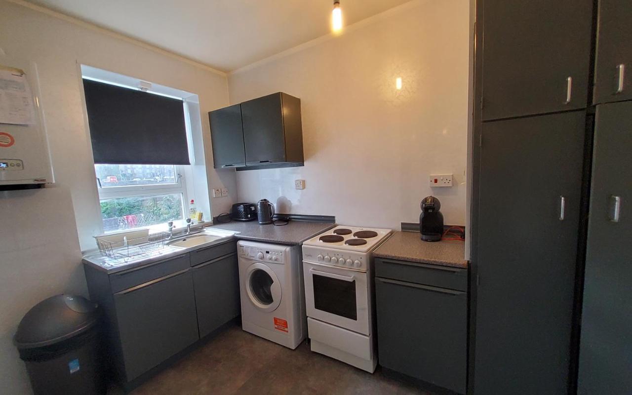 Sensational Stay: 4-bedroom Serviced On Bedford Avenue * Aberdeen