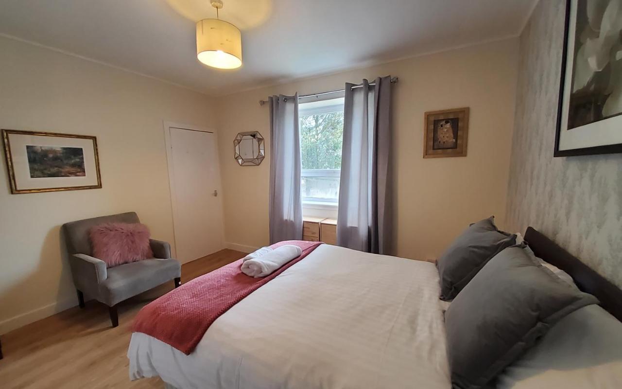 Sensational Stay: 4-bedroom Serviced On Bedford Avenue Aberdeen