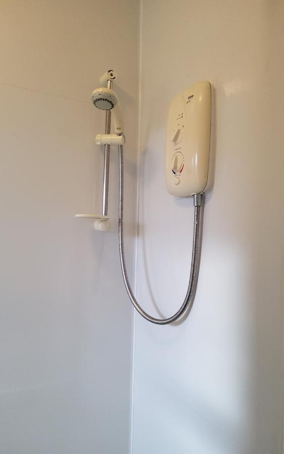 Sensational Stay: 4-bedroom Serviced On Bedford Avenue Apartment Aberdeen
